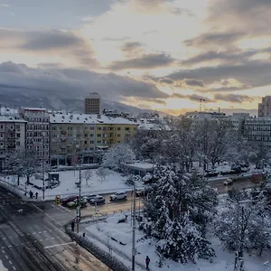 Ελέγξτε τη διαθεσιμότητα
