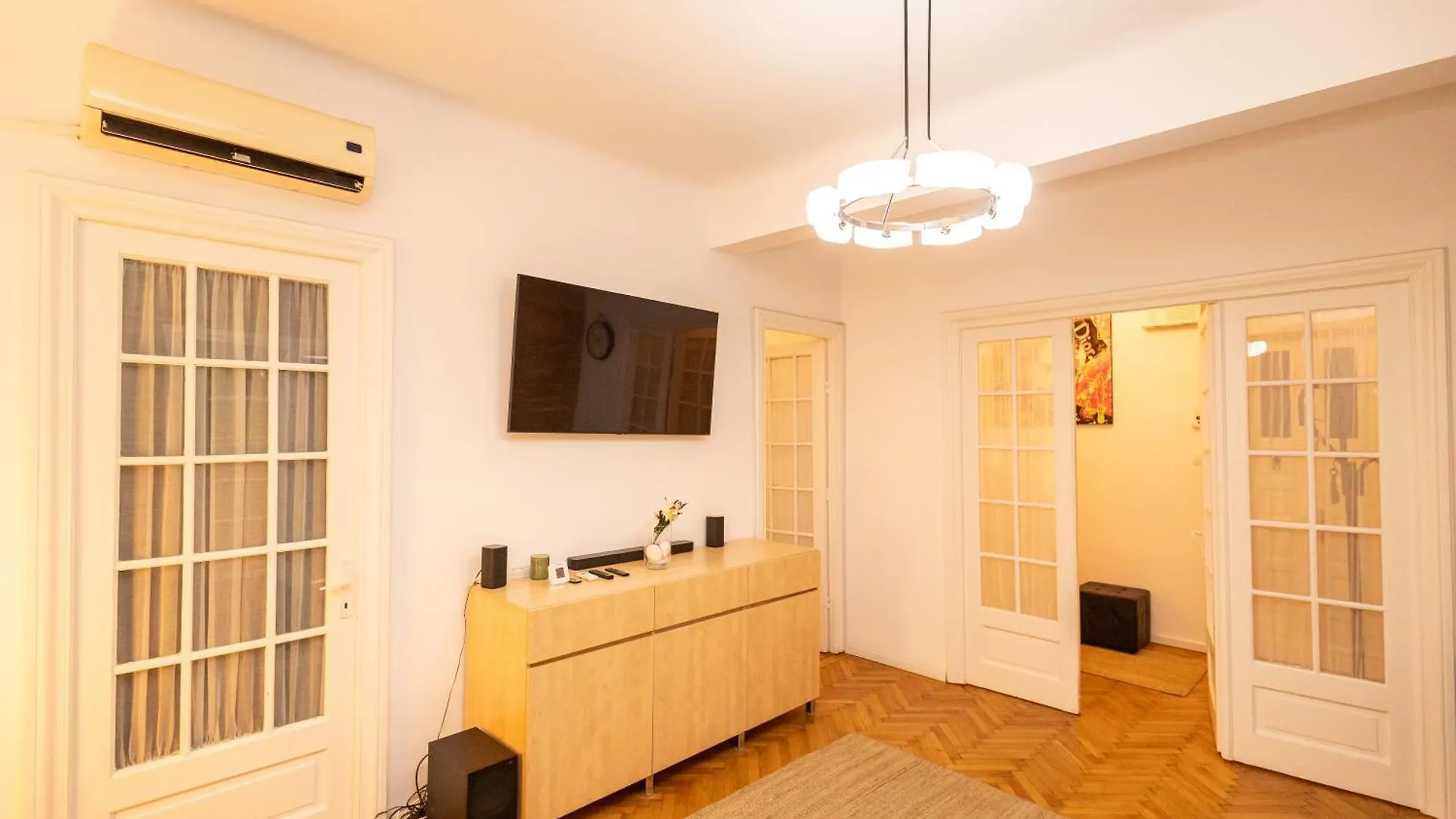 Art Home Unirii Bucharest Romania
